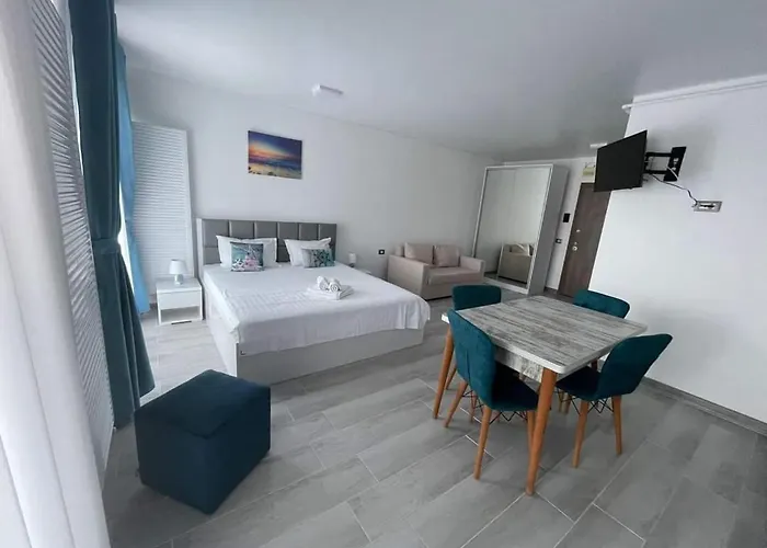 Studiouri Nord 10 - Endless Summer Mamaia Nord Năvodari